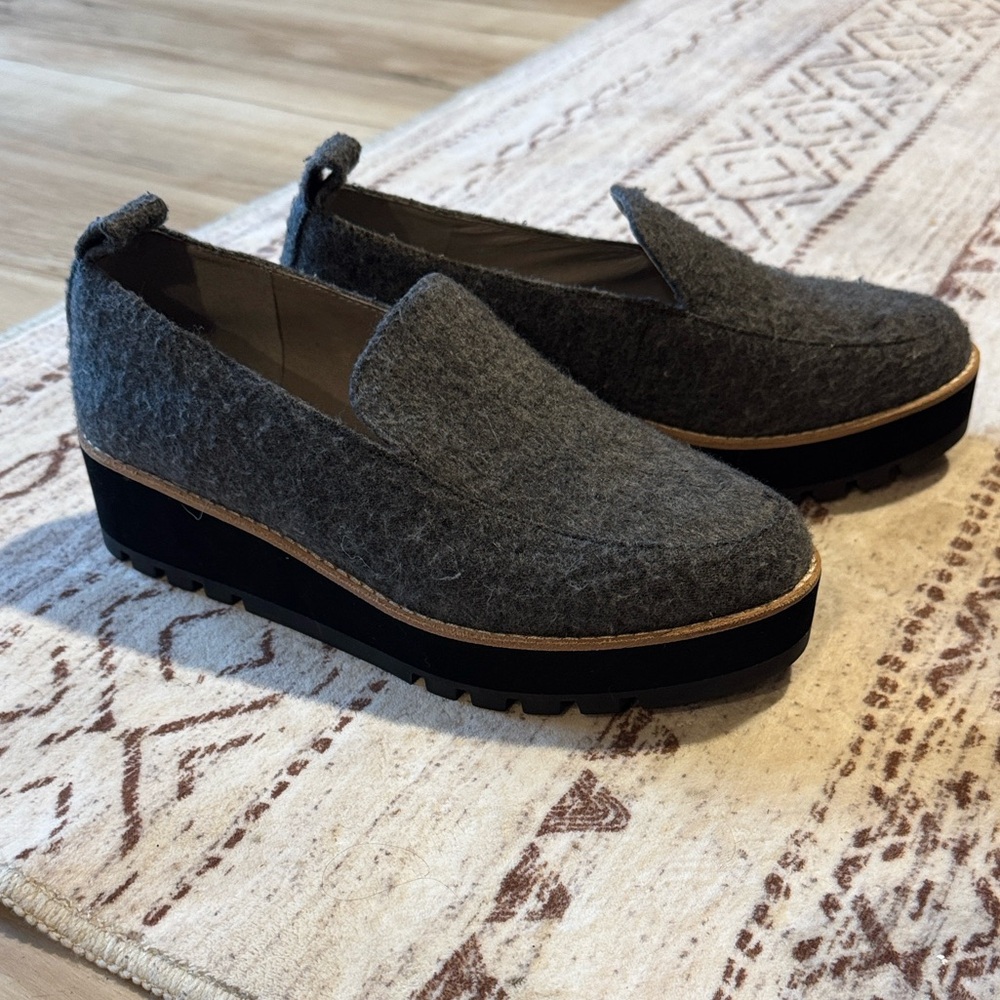 NWOB Eileen Fischer Gray Mohair Platform Loafers size 7